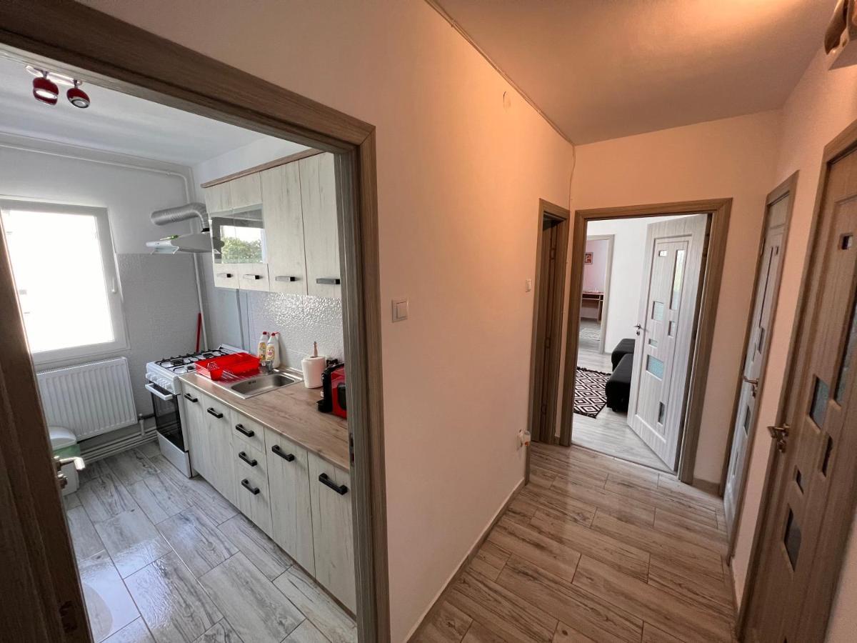 3 Rooms Apartment Airy & Bright Palas Style ยาช ภายนอก รูปภาพ