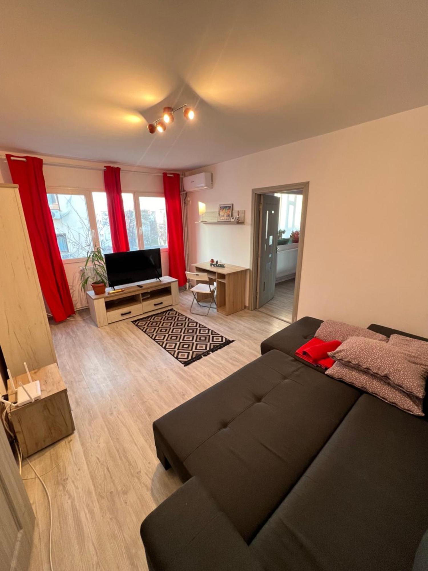 3 Rooms Apartment Airy & Bright Palas Style ยาช ภายนอก รูปภาพ